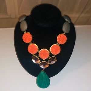 Colourful neck piece